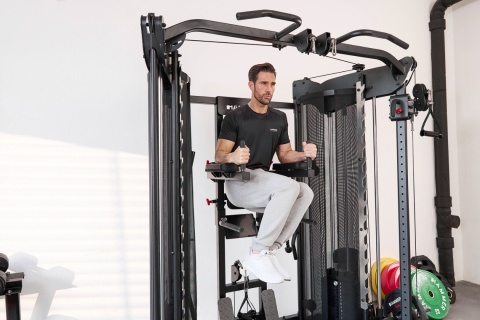 Brama treningowa HAMMER MAXIMUM AUTARK 10.0 z ławką treningową HAMMER MAXIMUM AUTARK