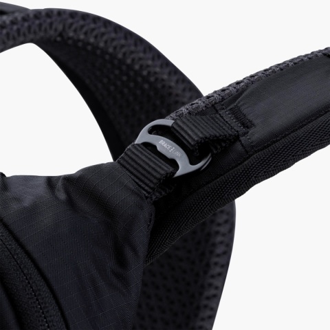 EVOC PLECAK ROWEROWY STAGE 18 L BLACK