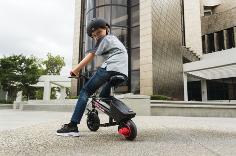 Rowerek elektryczny RAZOR E-punk czarny, rozmiar 8”