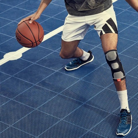 ADIDAS OPASKA STABILIZUJĄCA KOLANO M ADSU-12522BK