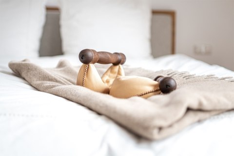 Hantle NOHRD SwingBell 2-8 Kg ze stojakiem Tower Shadow Buk Skóra