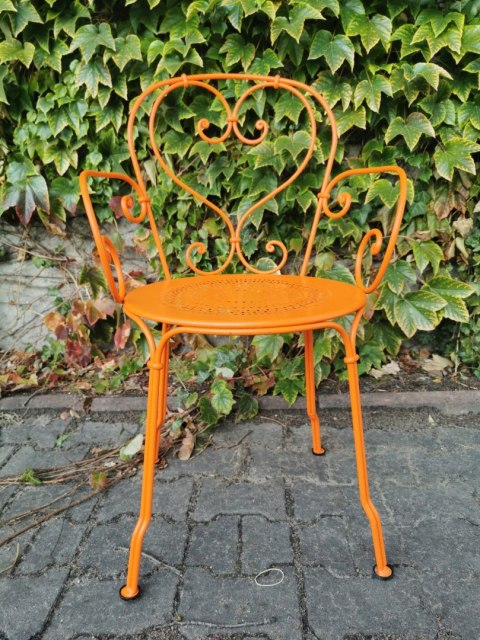 KRZESŁO STALOWE FERMOB 1900 POMARAŃCZOWE