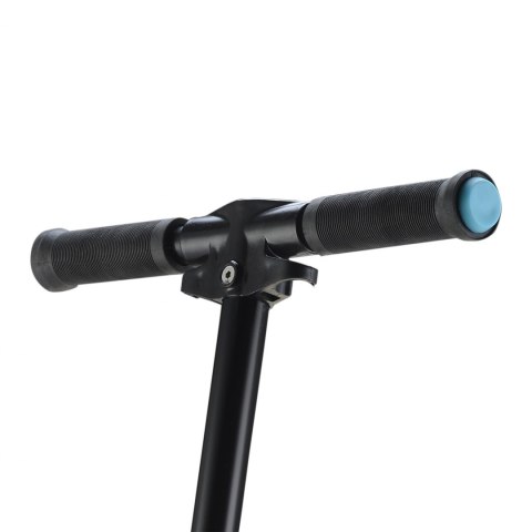 LA SPORTS HULAJNOGA ALUMINIOWA ZE STOPKĄ 13984 LA SPORTS HULAJNOGA ALUMINIOWA ZE STOPKĄ 13984